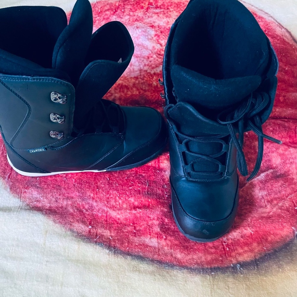 Snowboard Boots Size 10,5 Mens Chamonix  ALL MOUNTAIN  BOOT  Burton K2 Capitaliz - Picture 6 of 8